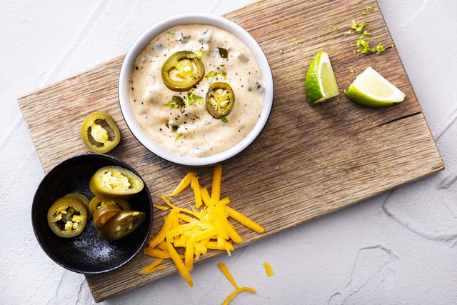 Picture - C21-1239_chili_cheese_Pizza_dip_AV2_3-2_LR-1.jpg