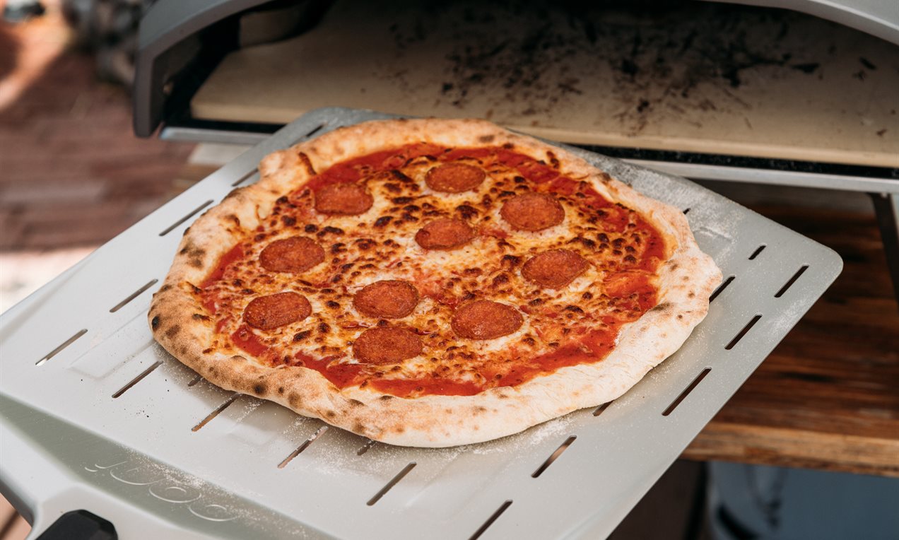 Kesäinen hapanjuuripizza