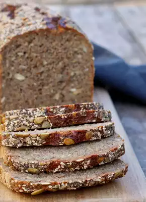 Helppo ruisleipä hapanjuuresta Resepti | Dr. Oetker