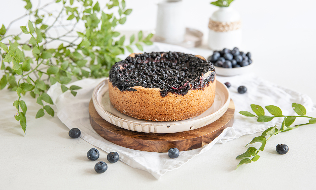 Mustikkapiirakka vaniljakreemillä
